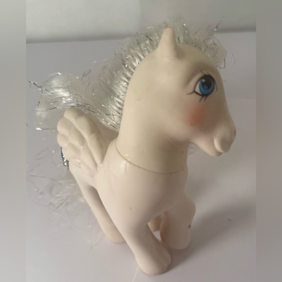 Vintage G1 Gen 1 MLP My Little Pony PRINCESS TIFFANY Pegasus jewel white - Picture 2 of 5